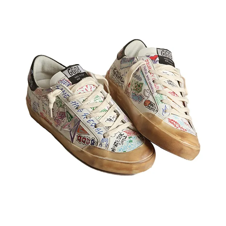 Golden Goose Super-Star Penstar Anti-Slip Wear-Resistant Low-Top Skateboard Shoes Women's White Vintage Version-2
