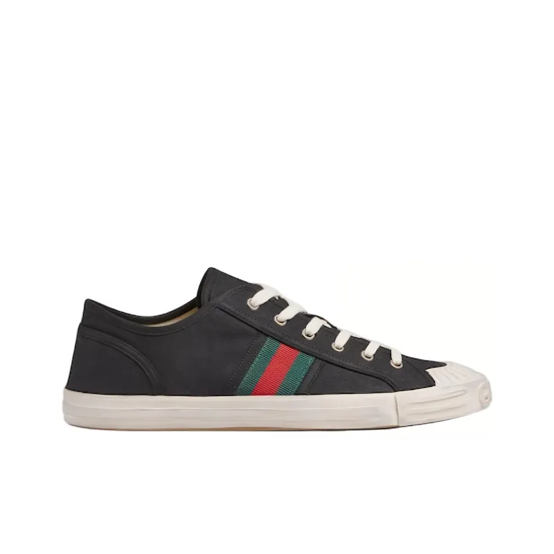 GUCCI Low Top Skateboard Shoes Men's Black-1