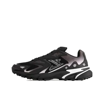 LOUIS VUITTON Runner Tatic Low Top Casual Shoes Men's Black