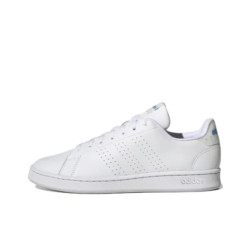 adidas-Logo auf Brust und Rücken