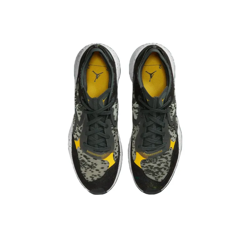 Jordan Delta 3 Low Anthracite Tour Yellow-3