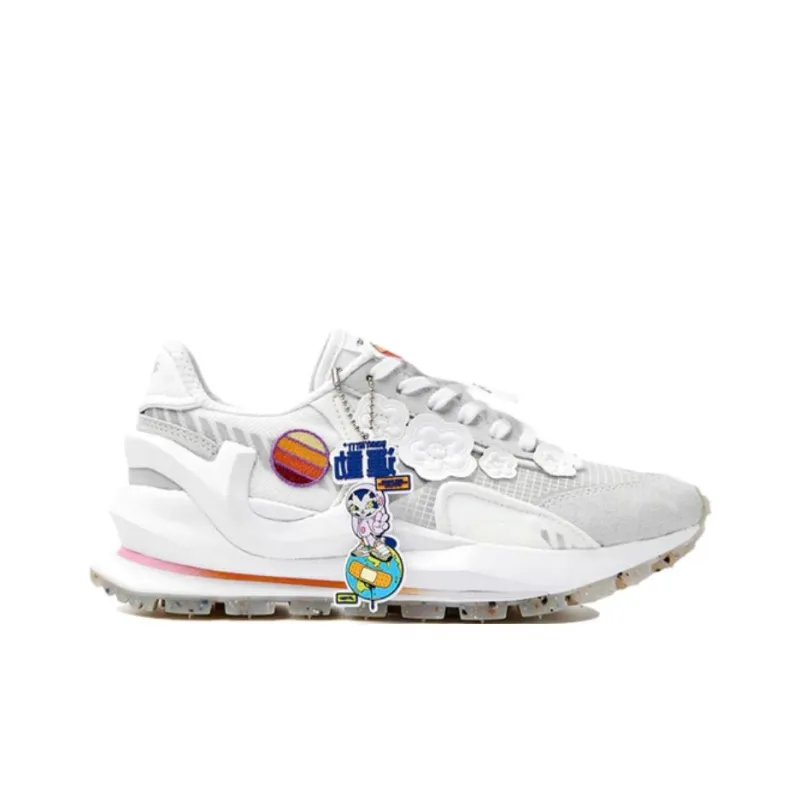LiNing Fangyuan Eternal Cushioning Anti Slip And Wear Resistant Low Top Running Shoes Men's Gray White-1