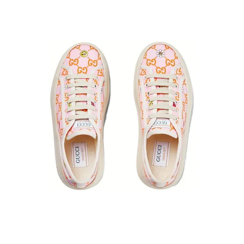 GUCCI Low Top Skateboard Shoes Women's Pink-3