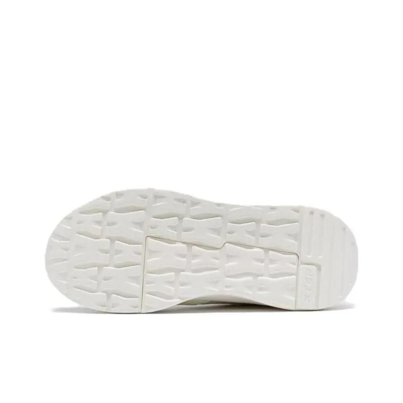 XTEP Light year 3.0 Anti Slip Wear Resistant Low Top Sports Casual Shoes Women's Milk Tea White-5