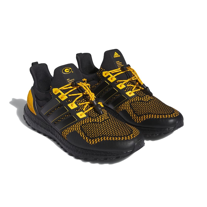 Adidas ultra boost black gold online