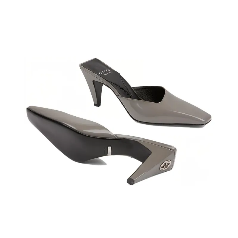 GUCCI Interlocking G-plaque Patent Mules-4