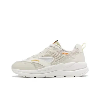 XTEP Light year 3.0 Anti Slip Wear Resistant Low Top Sports Casual Shoes Women's Milk Tea White