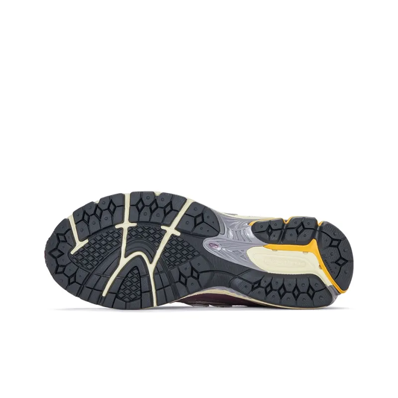 New Balance 1906R Licorice-5