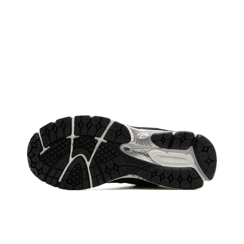 New Balance 2002R Shoes 'Grey Black White'-4