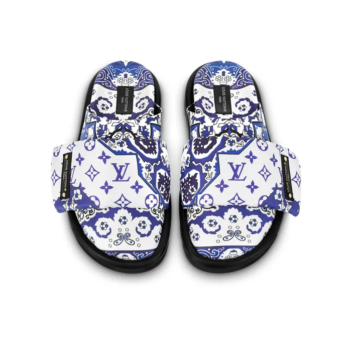 LOUIS VUITTON Quick Dry Closed Toe Slippers Women's White Blue-3