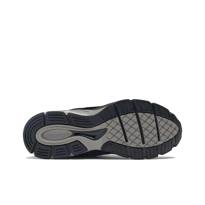 New Balance 990v4 MiUSA Black Silver-4