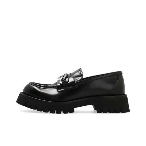 GUCCI Interlocking G-chain Leather Loafers