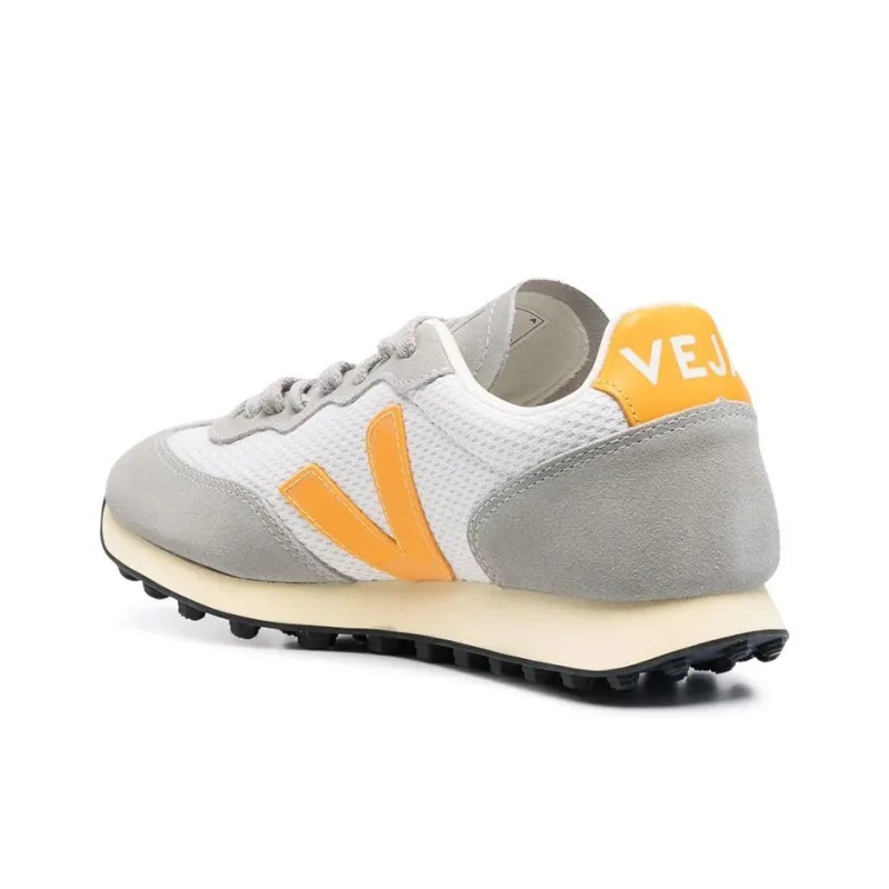 VEJA Rio Branco Alveomesh Gravel Ouro-3