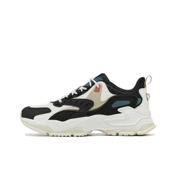 XTEP Red Rock 2.0 Cushioned Anti Slip And Wear Resistant Warm Low Top Sports Casual Shoes Black White
