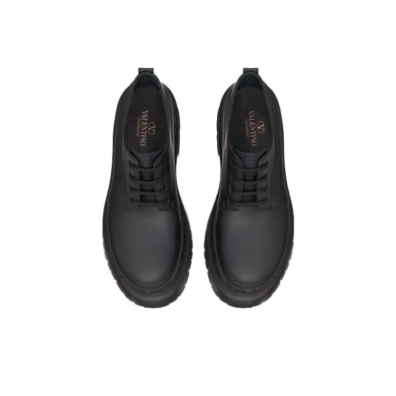 Valentino Garavani M Way Rockstud Round Toe Derby Shoes-3