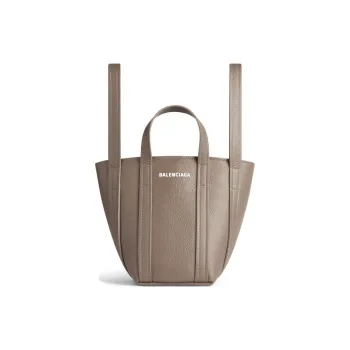 Balenciaga Everyday Grain Calfskin Tote Bag, Shopping Bag, Shoulder Bag, Crossbody Bag, Handbag Women's Light Brown