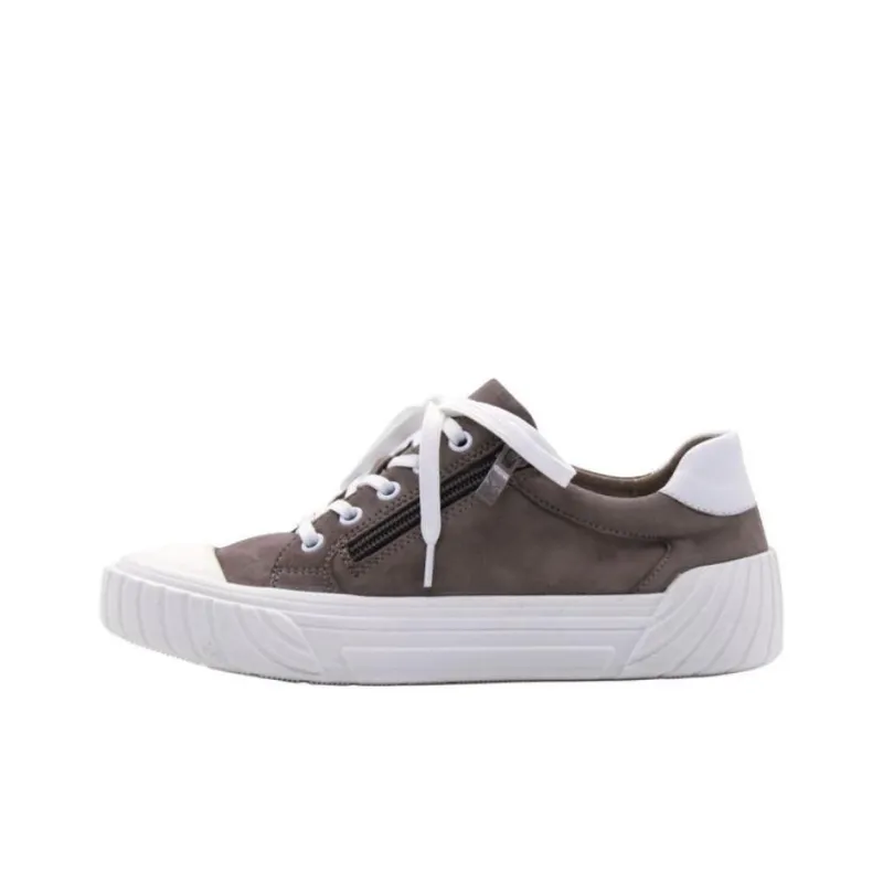 CAPRICE Slip-Resistant Low-Top Skateboard Shoes Women's Brown-0