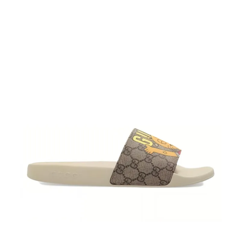 GUCCI X Pablo Delcielo GG Supreme Slides-1