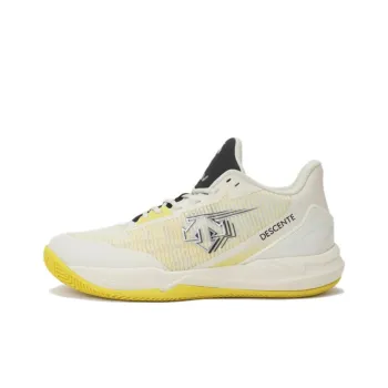 Master Wook x DESCENTE Cushioned Slip Resistant Low Top Basketball Shoes Men's Beige Yellow