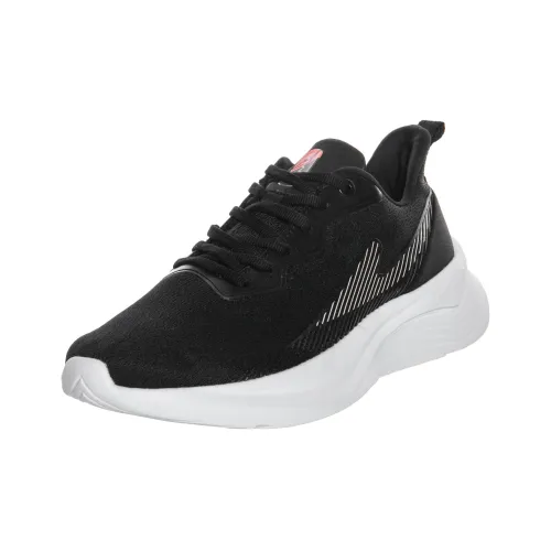 Erke Training Shoes Men Low-Top Jet Black