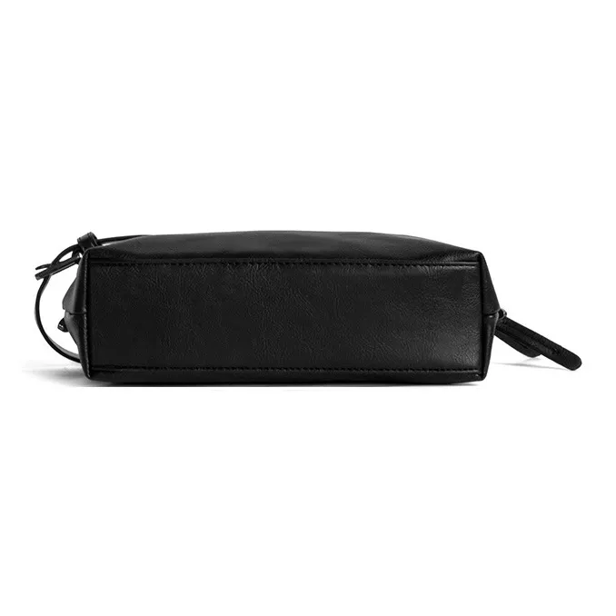 TTaG．baG PU Clutch Unisex Black-1