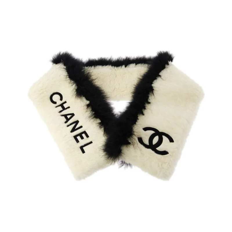 CHANEL 1990 2000s Faux fur Stole-0