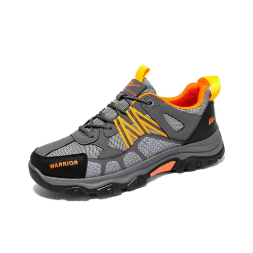 WARRIOR Hiking / Trekking Shoes Men Low-Top Black Gray