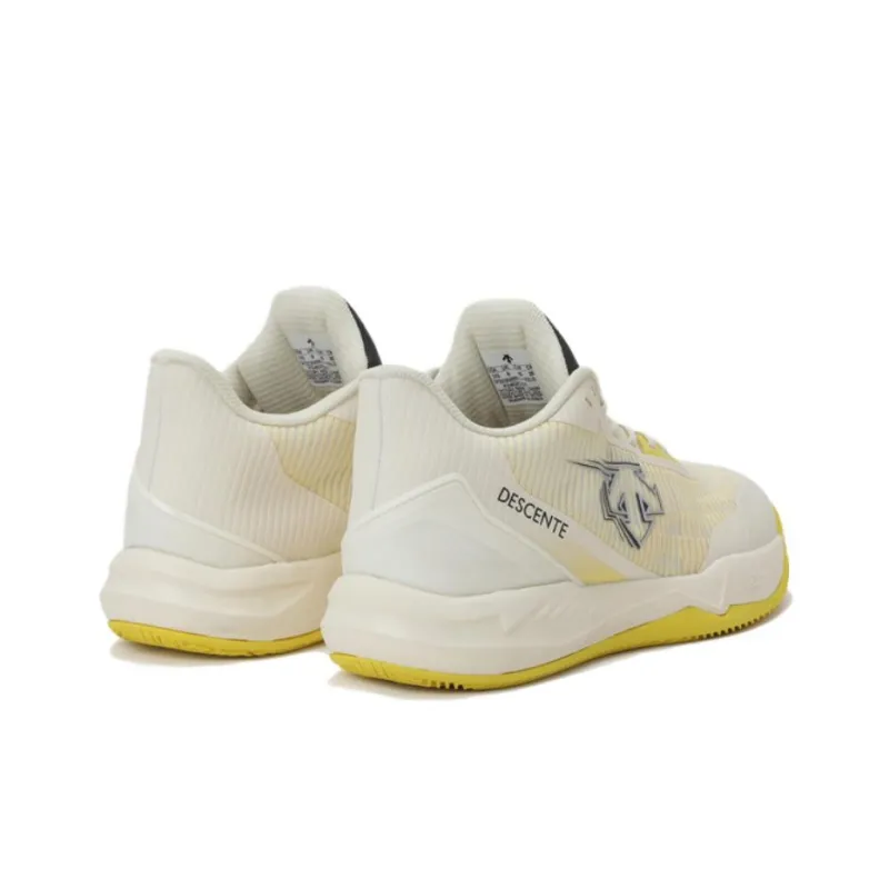 Master Wook x DESCENTE Cushioned Slip Resistant Low Top Basketball Shoes Men's Beige Yellow-2