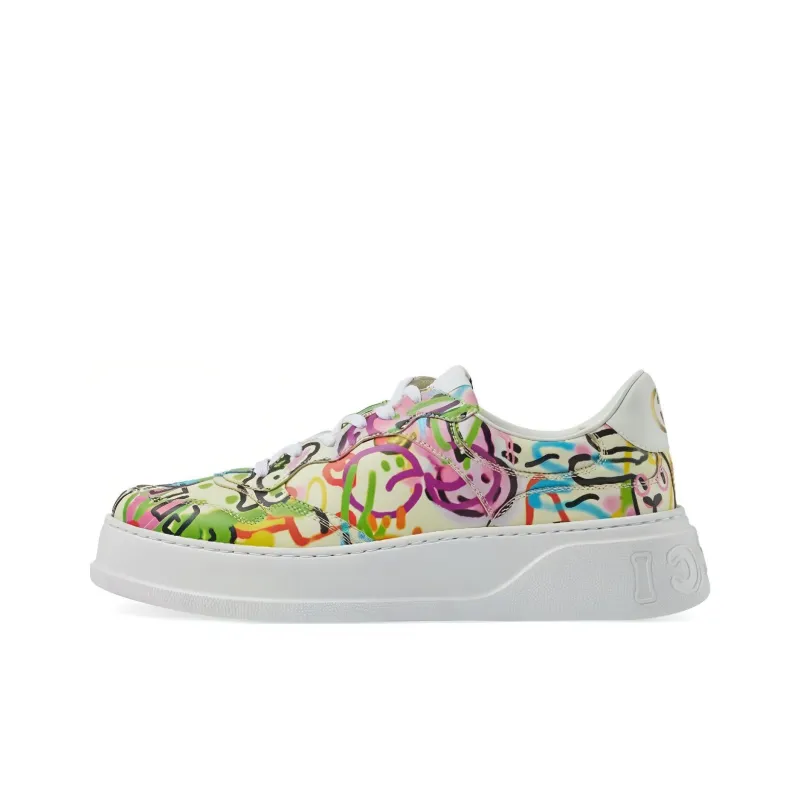 GUCCI Platform Trainer 'Year Of The Rabbit   Graffiti Print'-0