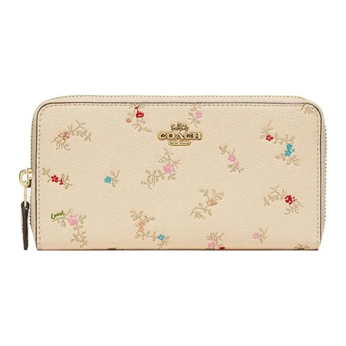 Why Coach handbags are the perfect fit for you