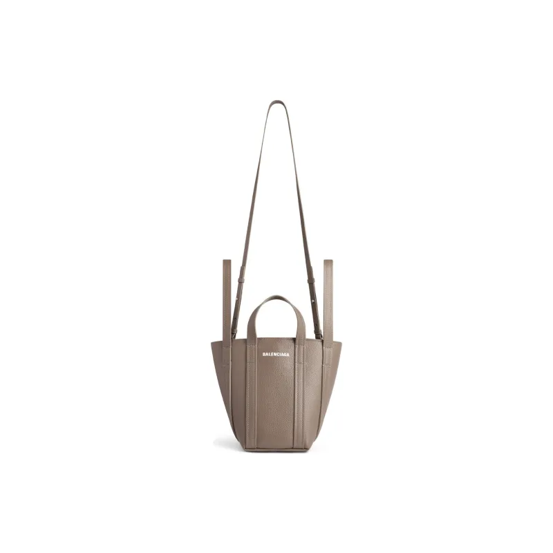 Balenciaga Everyday Grain Calfskin Tote Bag, Shopping Bag, Shoulder Bag, Crossbody Bag, Handbag Women's Light Brown-1