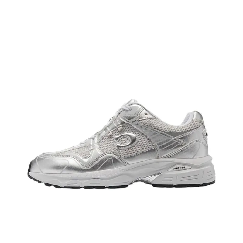 COACH Low Top Casual Shoes Women's Silver-0