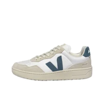 VEJA V 90 Sneakers