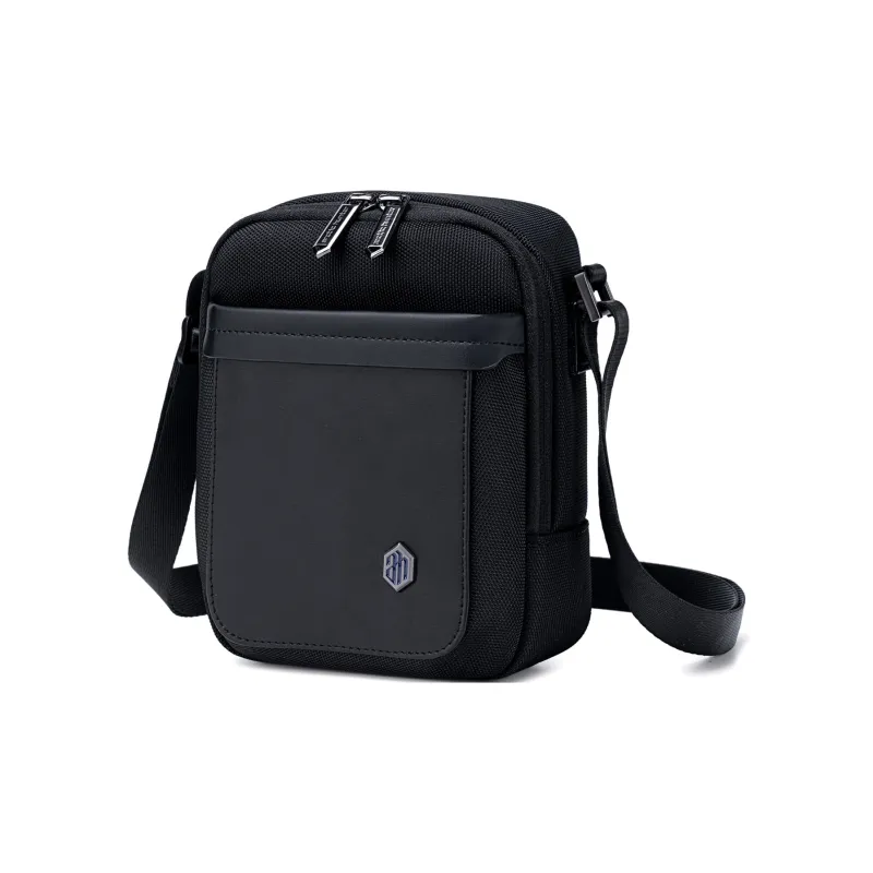 ARCTIC HUNTER Crossbody Bags-1