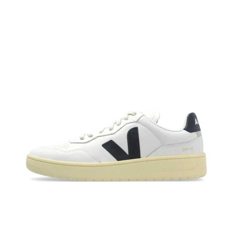 VEJA V90 Low Top Sneakers-0
