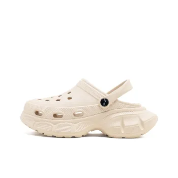 EXULL Q Clogs Women's