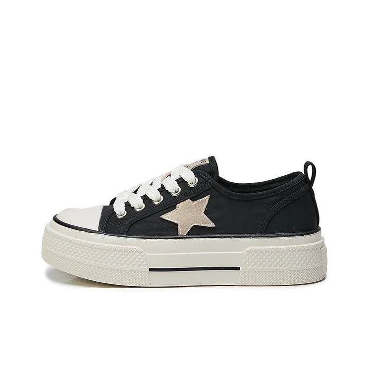 Bull Charm Abrasion-Resistant Low-Top Canvas Shoes Women's-0