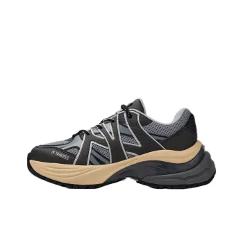MLB New York Yankees Anti Slip Wear Resistant Low Top Chunky Sneakers Unisex Black Gray Color