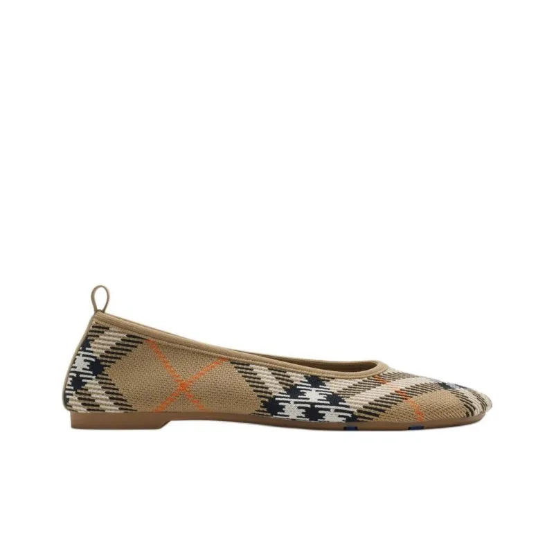 Burberry Casual Single Shoes Women's Umber-1