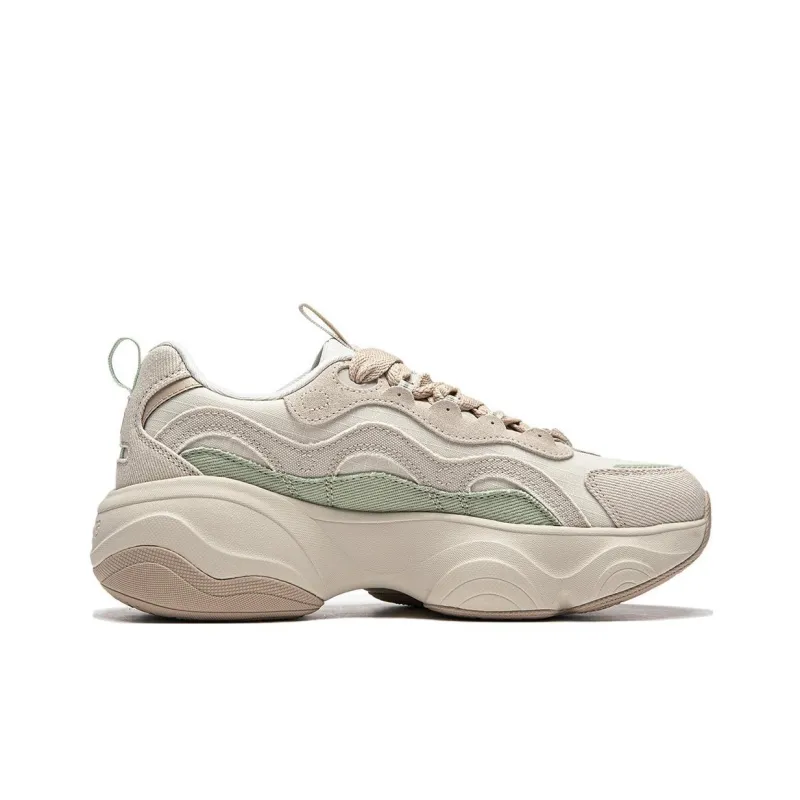 LiNing Anti Slip Wear Resistant Low Top Casual Shoes Women's White Gray Green-1