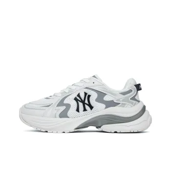 MLB New York Yankees Anti Slip Wear Resistant Low Top Running Shoes Unisex Pioneer White