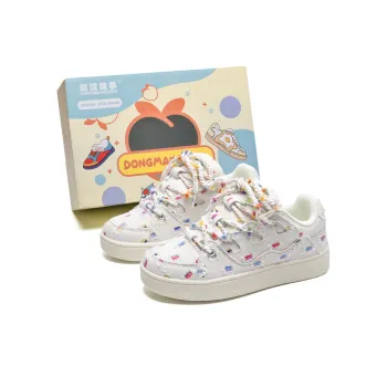 Anime Story Slip Resistant Cushioning Wear Resistant Lightweight Breathable Low Top Skateboard Shoes Women's White