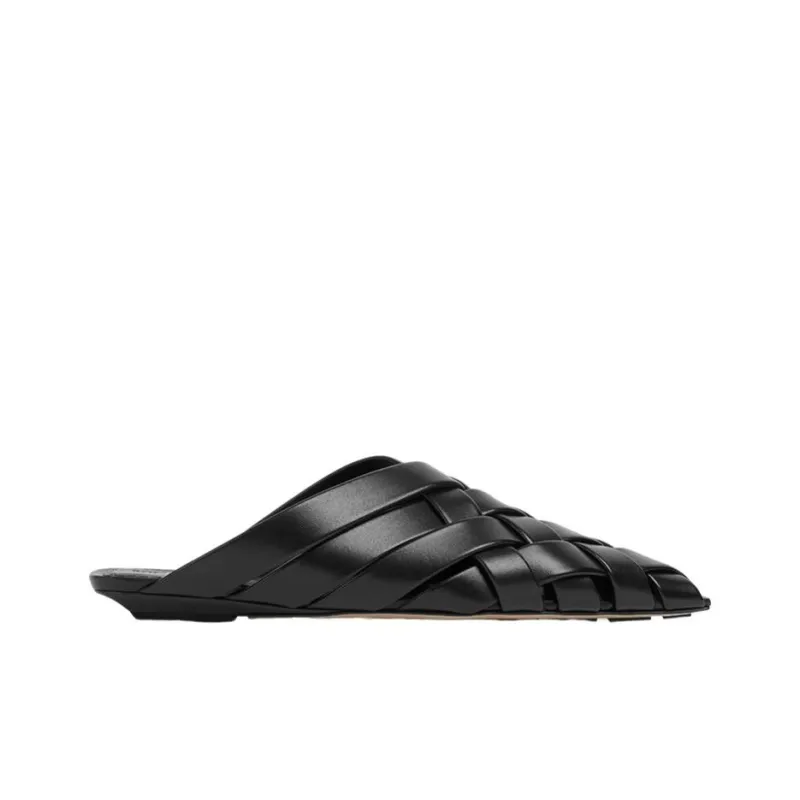 Bottega Veneta Closed Toe Slippers Women's Black-1