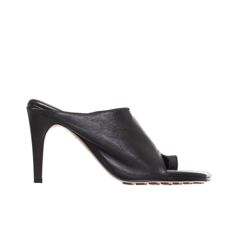 Bottega Veneta Sandal Women's Brown-1