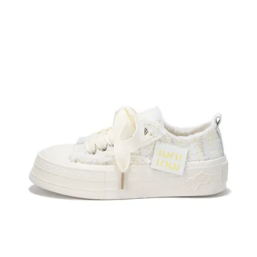 Binya Skateboard Shoes Women's Low-Top Cream