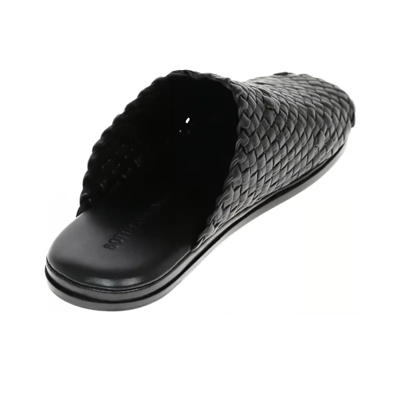 Bottega Veneta Stylish Sandal Men's Black-2