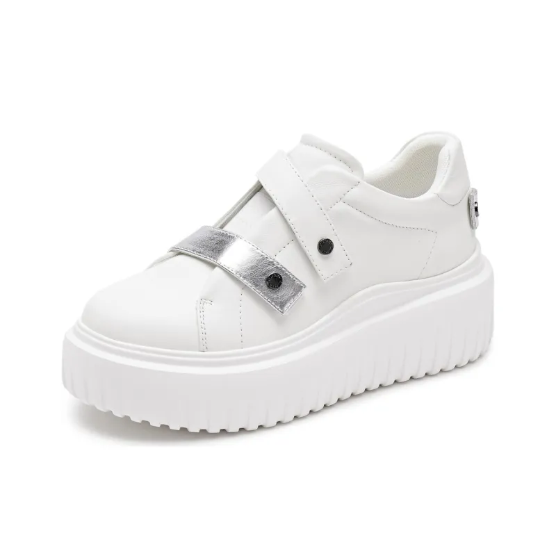Staccato Refined Sparkling Slip Resistant Low Top Casual Shoes Women's Refreshing White-1