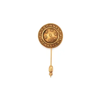 CHANEL 1980s Logo embossed Circular Brooch