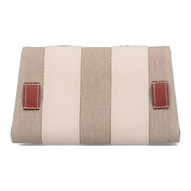 Chloé Logo Embroidered Flap Shoulder Bag-3