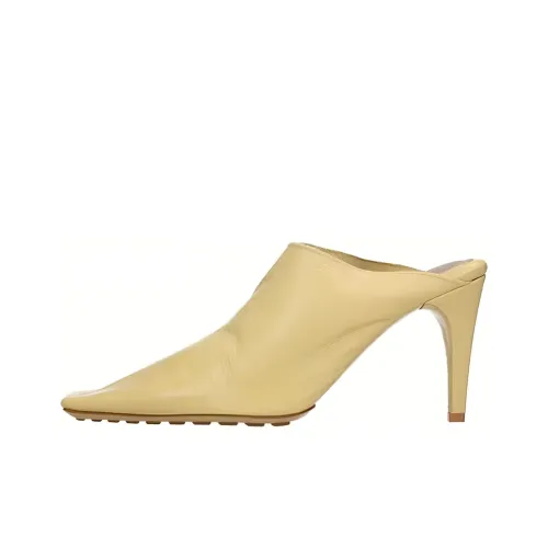 Bottega Veneta Rubber Sole Closed Toe Slippers Women's Beige